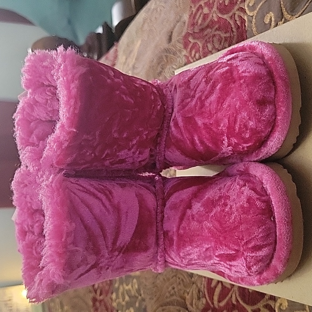 New Ugg boots